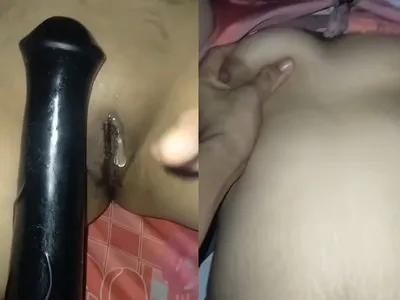 Cô bạn gái xinh tươi vú ngon cô bé múp móc lồn bằng sextoy cực sướng